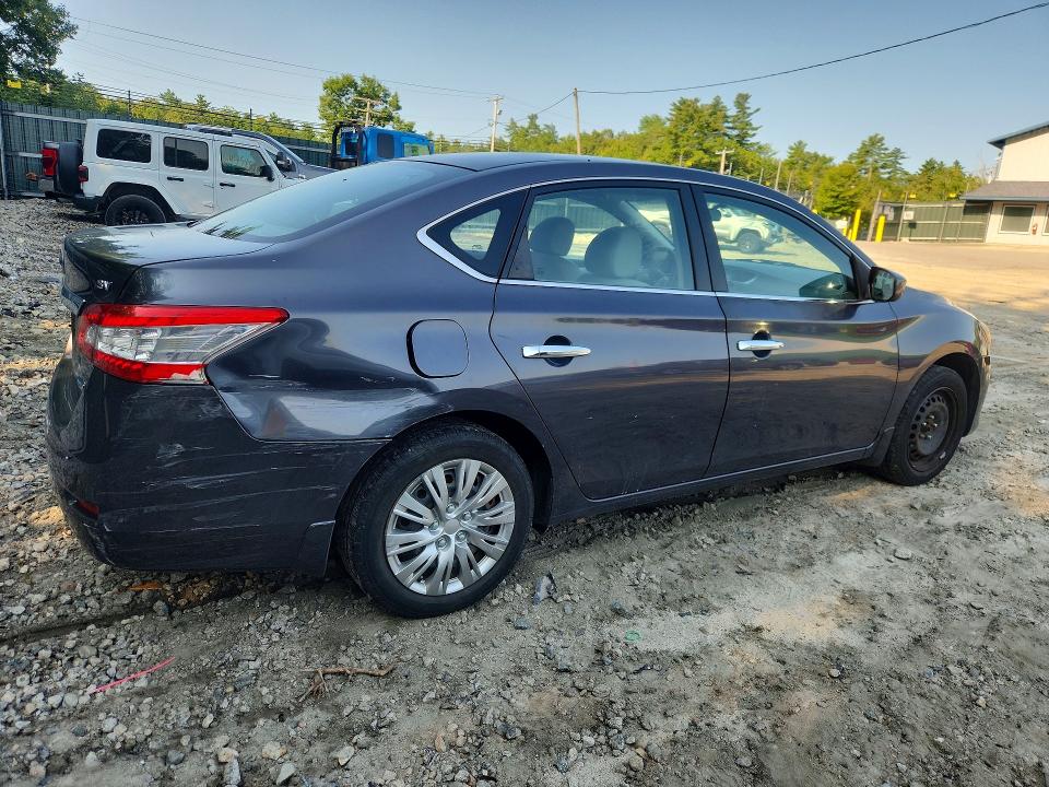 Photo 3 from auction – 2014 NISSAN SENTRA with VIN 3N1AB7AP4EY324104