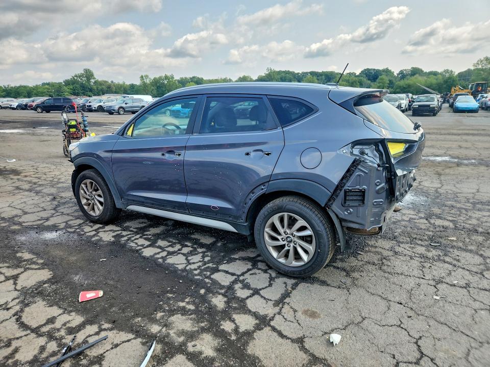 Photo 2 from auction – 2017 HYUNDAI TUCSON with VIN KM8J3CA44HU495396