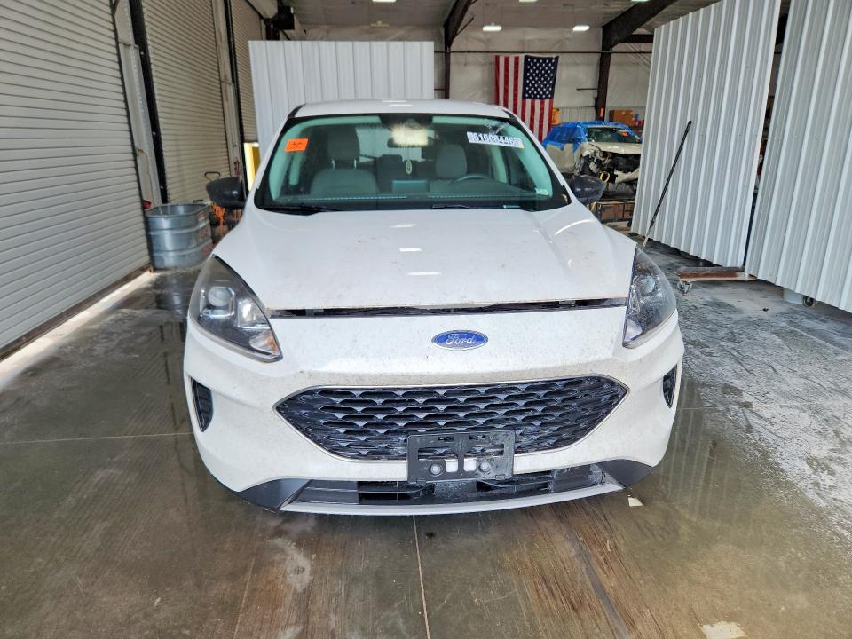 Photo 5 from auction – 2022 FORD ESCAPE with VIN 1FMCU9G66NUA61090