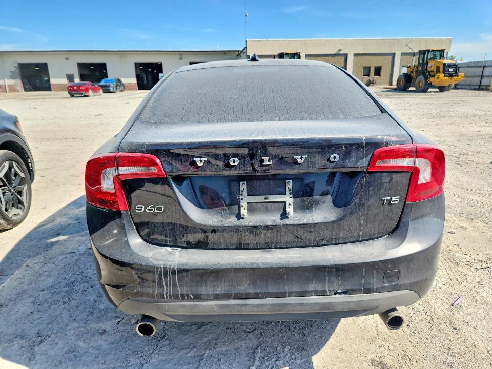Photo 6 from auction – 2013 VOLVO S60 with VIN YV1612FS5D1222250