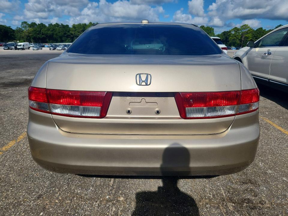 Photo 6 from auction – 2004 HONDA ACCORD with VIN 1HGCM56834A028081