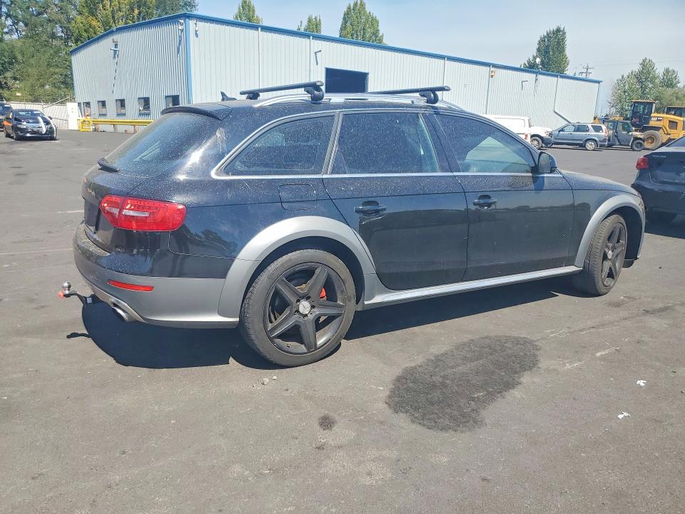 Zdjęcie 3 z aukcji – 2014 AUDI A4 ALLROAD z VIN WA1TFAFL3EA071336