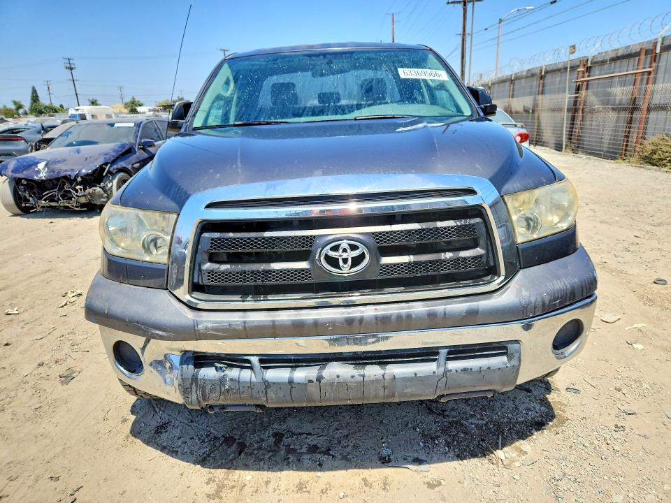 Photo 5 from auction – 2011 TOYOTA TUNDRA with VIN 5TFUM5F14BX018112