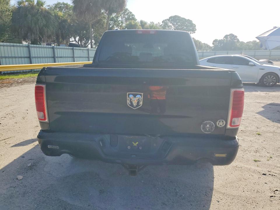 Photo 6 from auction – 2014 RAM 1500 with VIN 1C6RR6KT3ES122149