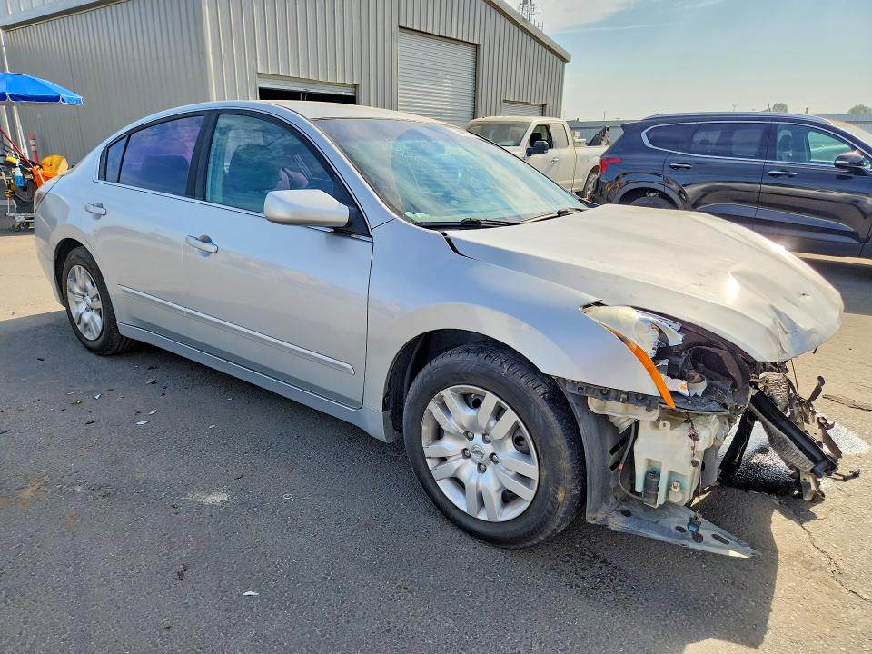 Photo 4 from auction – 2010 NISSAN ALTIMA with VIN 1N4AL2AP4AN444866