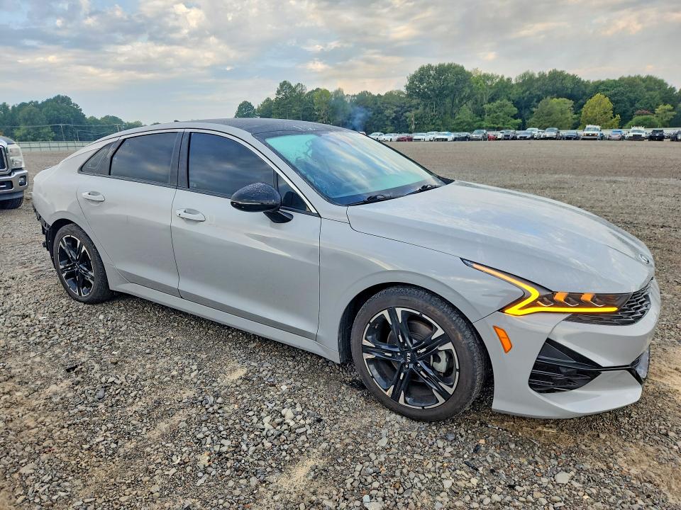 Снимка 4 от търг – 2021 KIA K5 с VIN 5XXG64J25MG073552