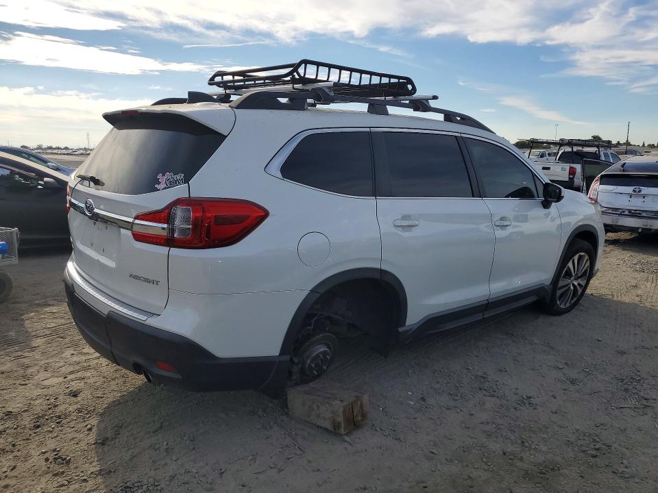 Photo 3 from auction – 2019 SUBARU ASCENT with VIN 4S4WMAHD3K3443896