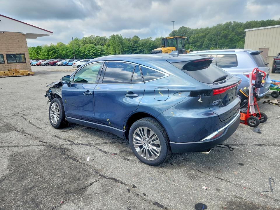 Photo 2 from auction – 2021 TOYOTA VENZA with VIN JTEAAAAHXMJ011062