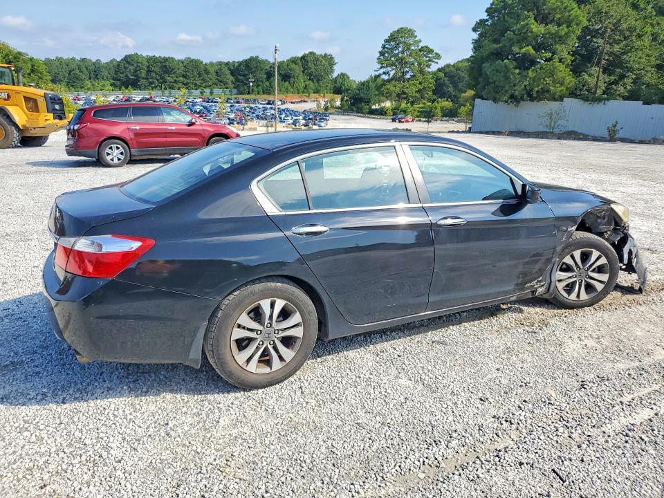 Photo 3 from auction – 2015 HONDA ACCORD with VIN 1HGCR2F35FA206239