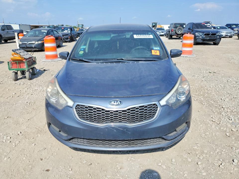 Photo 5 from auction – 2016 KIA FORTE with VIN KNAFX5A83G5493867