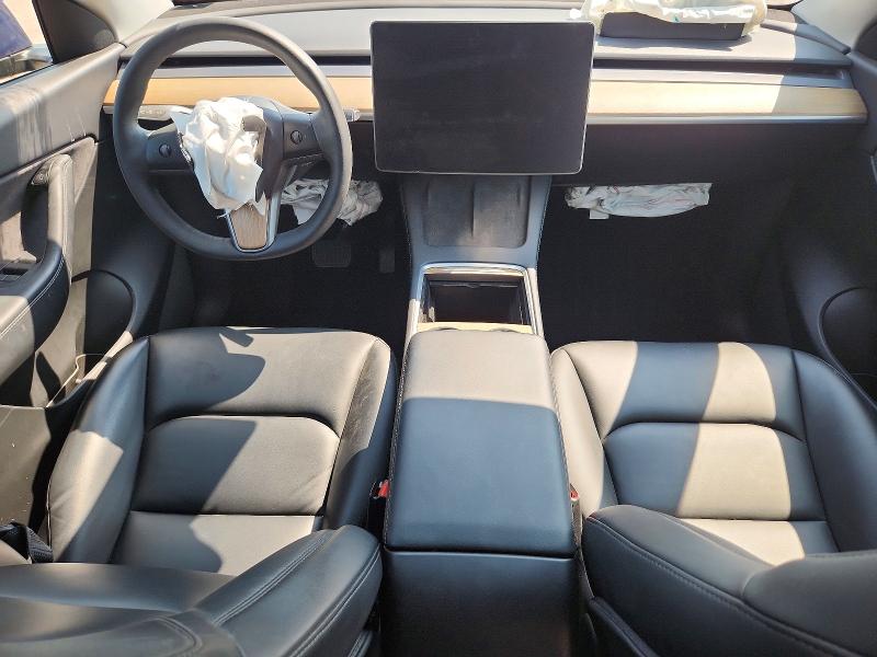 Снимка 8 от търг – 2022 TESLA MODEL Y с VIN 7SAYGDEE9NA009363
