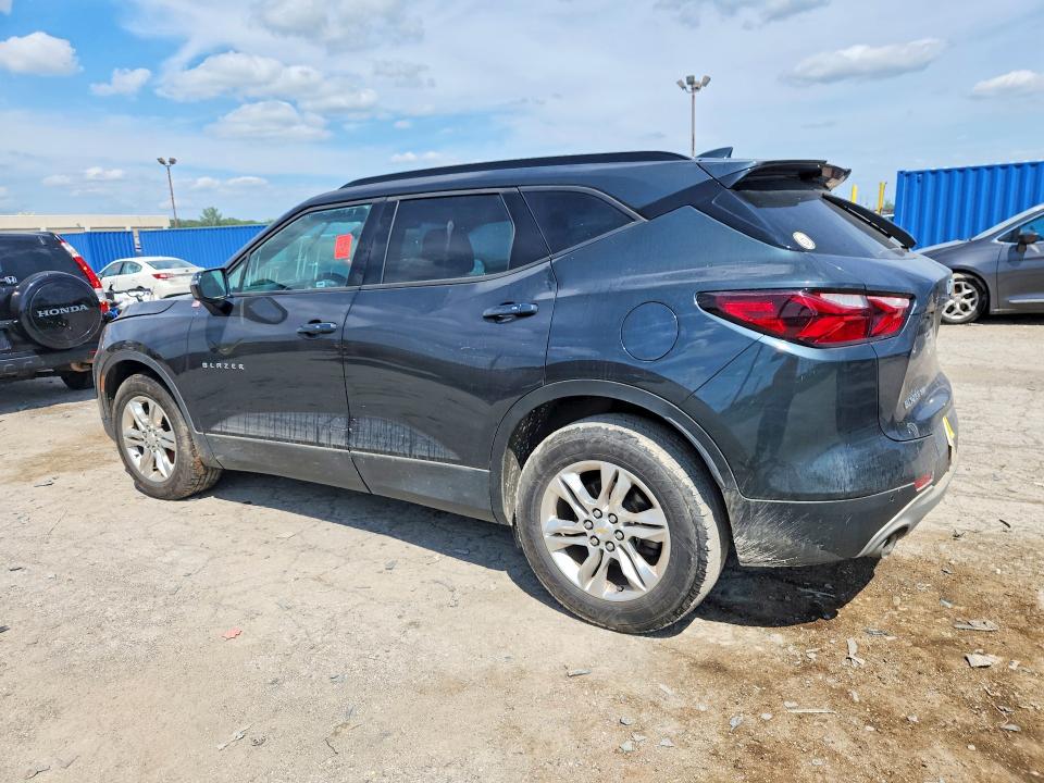 Photo 2 from auction – 2020 CHEVROLET BLAZER with VIN 3GNKBHRSXLS560067