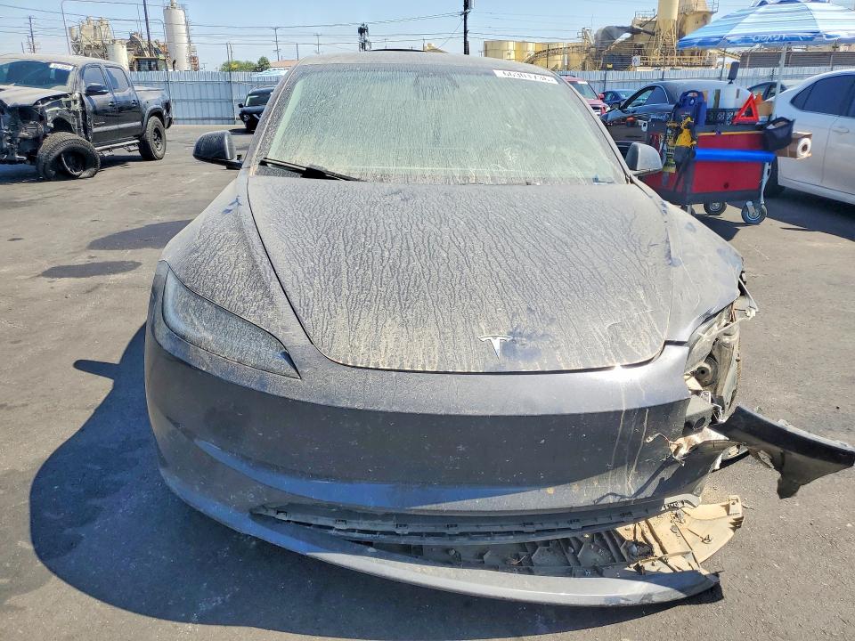 Снимка 5 от търг – 2024 TESLA MODEL 3 с VIN 5YJ3E1EB1RF797422