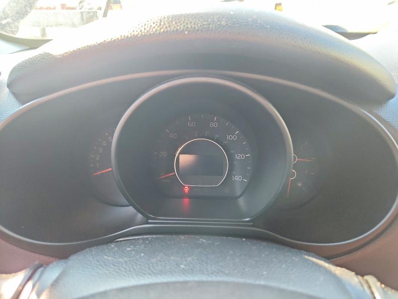 Photo 9 from auction – 2015 KIA SOUL with VIN KNDJP3A53F7150759