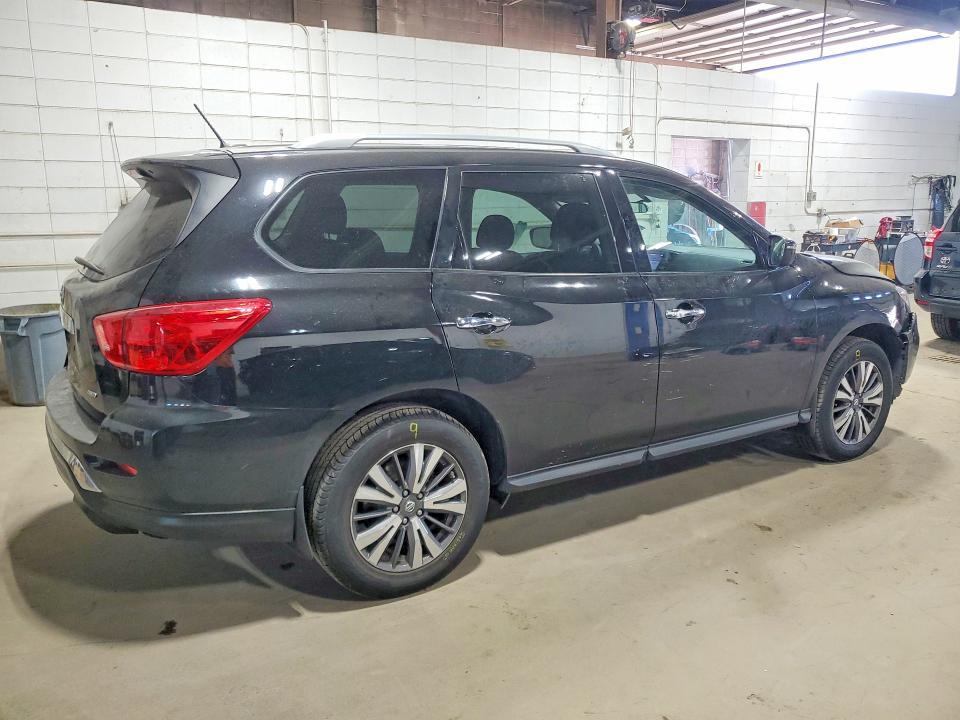 Photo 3 from auction – 2017 NISSAN PATHFINDER with VIN 5N1DR2MM3HC913924