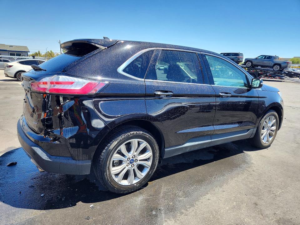 Photo 3 from auction – 2022 FORD EDGE with VIN 2FMPK4K98NBB04961