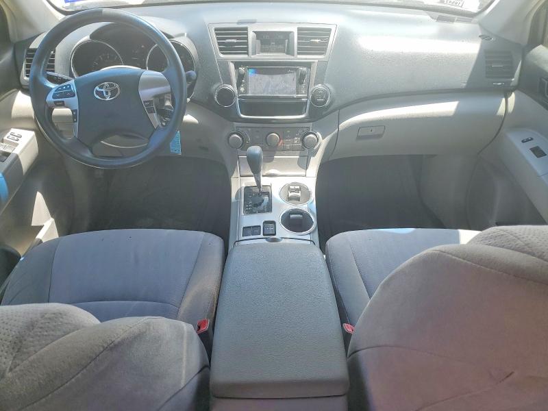 Photo 8 from auction – 2013 TOYOTA HIGHLANDER with VIN 5TDZA3EH2DS035016