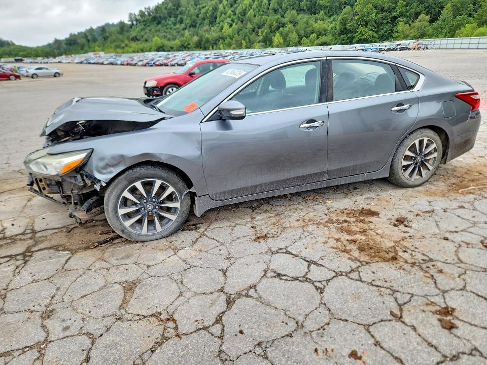 NISSAN ALTIMA 2016 with VIN 1N4AL3AP2GC166804 - Photo from auction