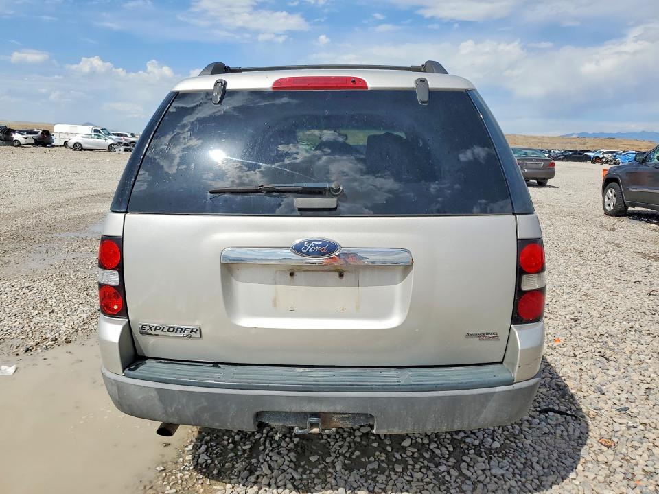 Photo 6 from auction – 2006 FORD EXPLORER with VIN 1FMEU73E06UB51346