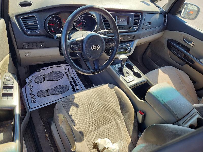 Photo 8 from auction – 2017 KIA SEDONA with VIN KNDMA5C19H6285628