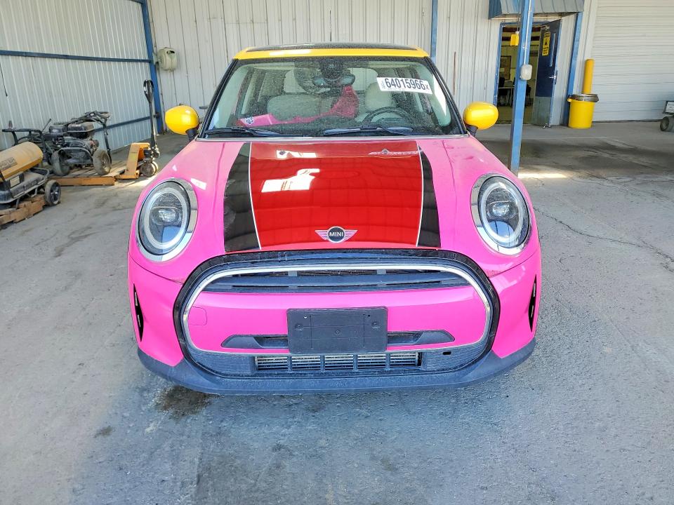 Photo 5 from auction – 2023 MINI COOPER with VIN WMW33DK04P2T77242