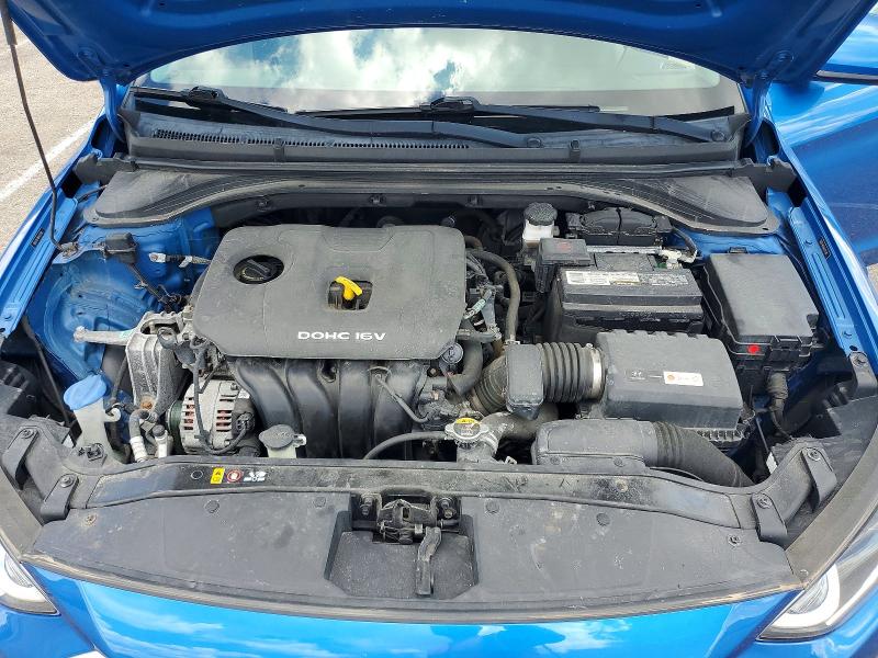 Photo 11 from auction – 2017 HYUNDAI ELANTRA with VIN 5NPD74LF8HH211188