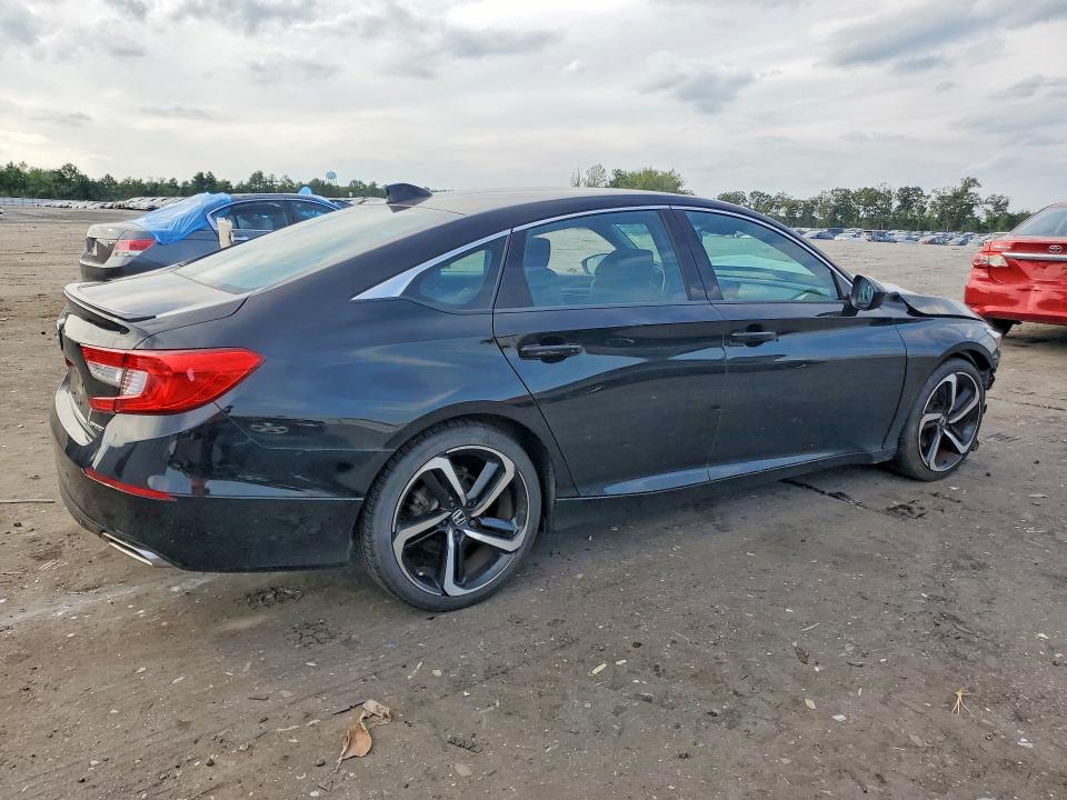 Photo 3 from auction – 2018 HONDA ACCORD with VIN 1HGCV1F38JA200305