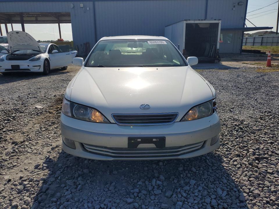 Photo 5 from auction – 2001 LEXUS ES with VIN JT8BF28GX15105801