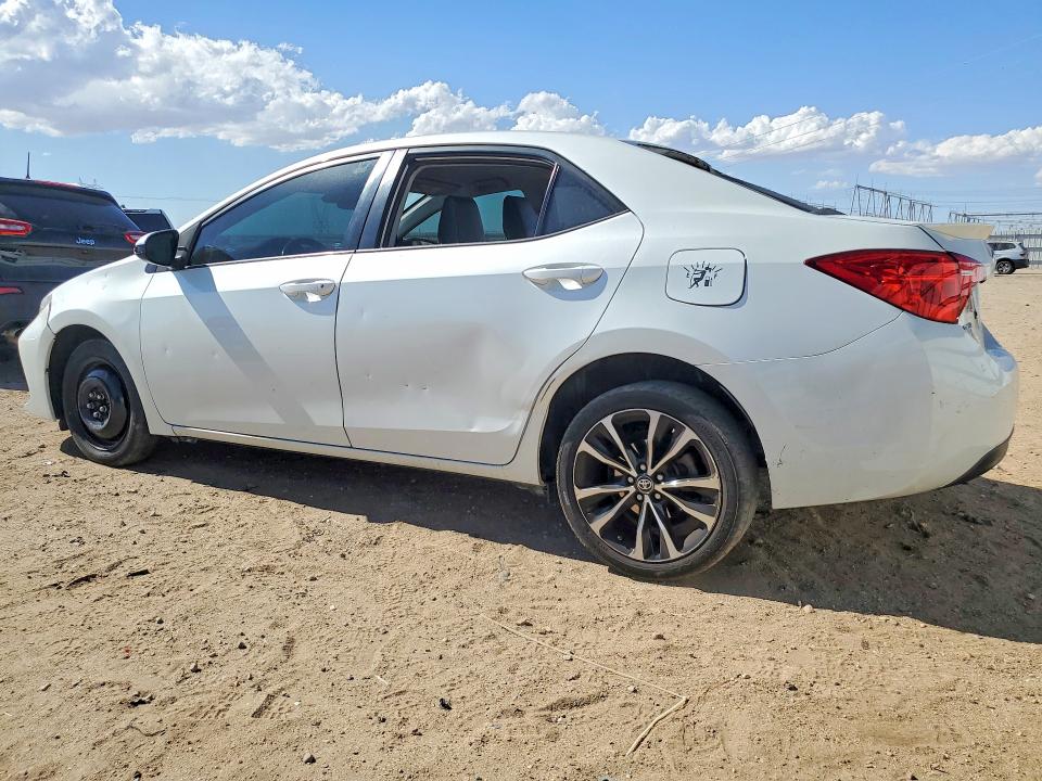 Снимка 2 от търг – 2017 TOYOTA COROLLA с VIN 5YFBURHE1HP734875