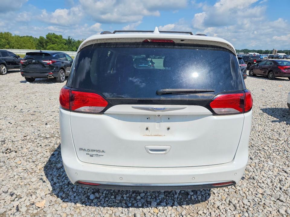 Foto 6 de la subasta – 2018 CHRYSLER PACIFICA con VIN 2C4RC1BG0JR125795
