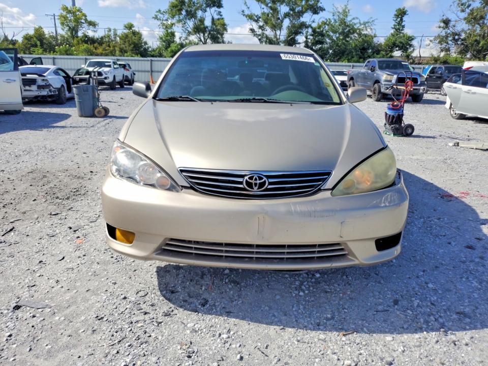 Photo 5 from auction – 2005 TOYOTA CAMRY with VIN 4T1BE32K25U017002