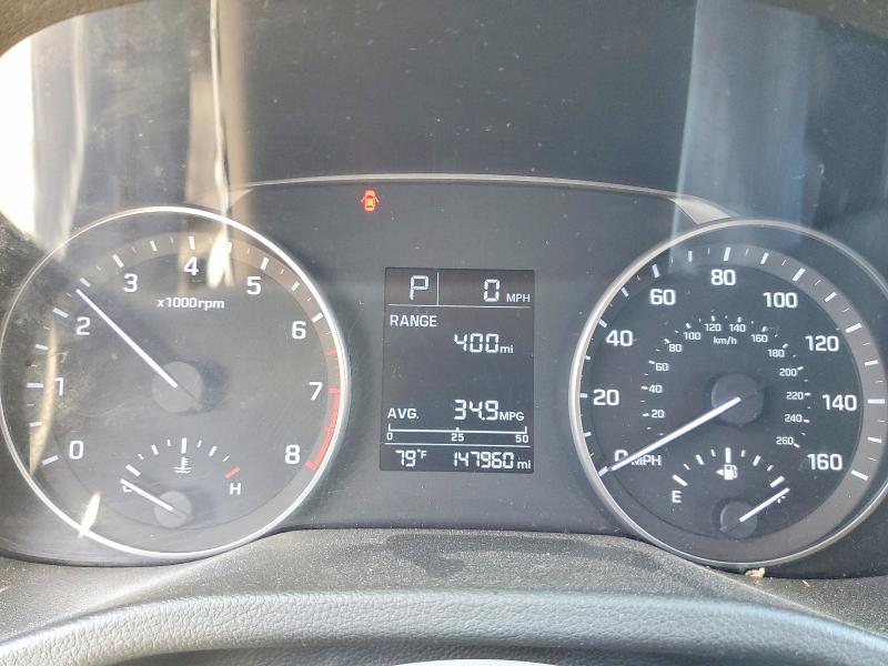 Photo 9 from auction – 2017 HYUNDAI ELANTRA with VIN 5NPD84LF2HH007631