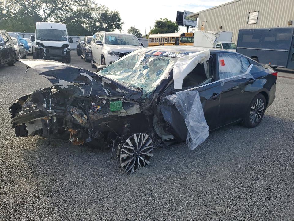 NISSAN ALTIMA 2026 with VIN 1N4BL4DV2TN316185 - Photo from auction