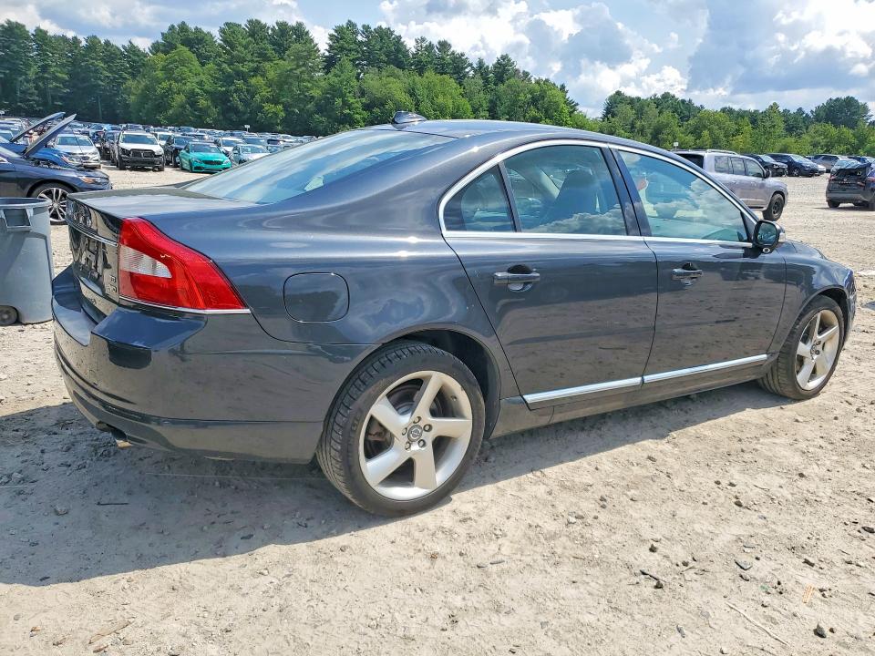 Photo 3 from auction – 2010 VOLVO S80 with VIN YV1992AH0A1132534