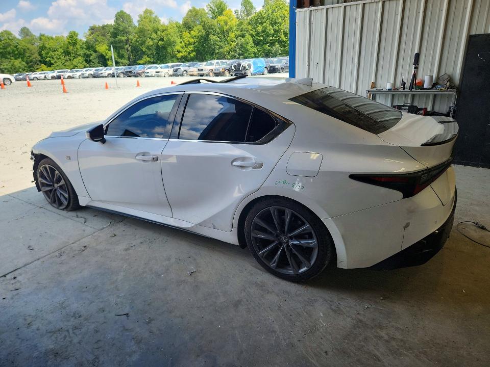 Photo 2 from auction – 2022 LEXUS IS with VIN JTHGZ1B24N5056217