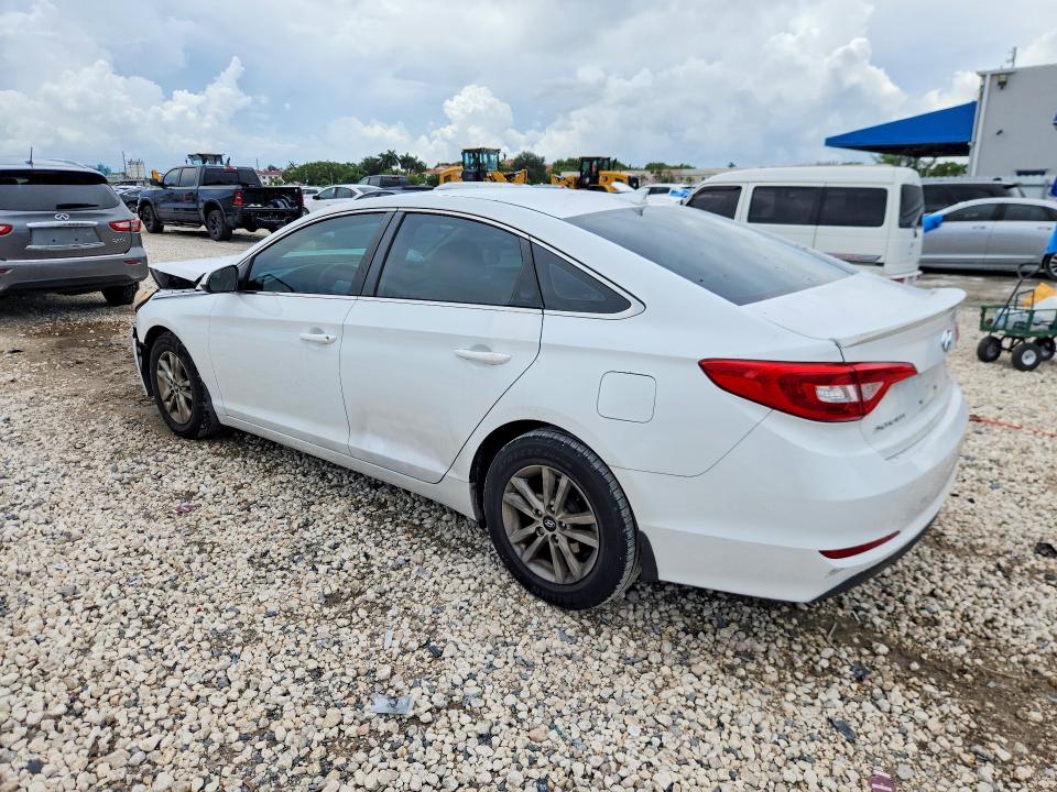 Photo 2 from auction – 2015 HYUNDAI SONATA with VIN 5NPE24AF3FH086751