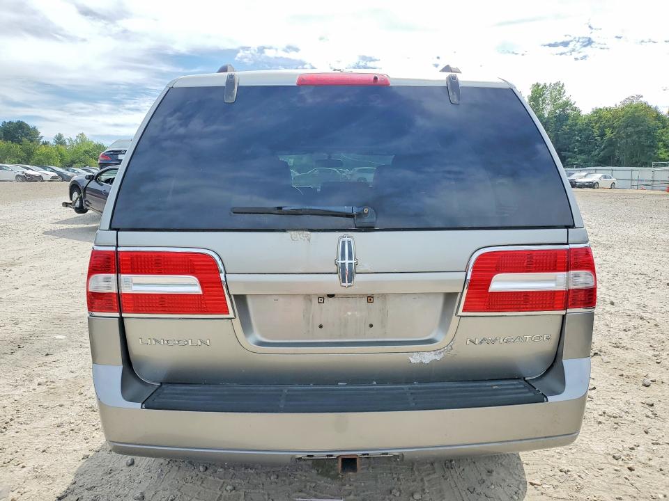 Photo 6 from auction – 2008 LINCOLN NAVIGATOR with VIN 5LMFU28598LJ13491