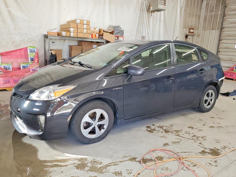 TOYOTA PRIUS 2015 z numerem VIN JTDKN3DU1F0424014 - Zdjęcie z aukcji