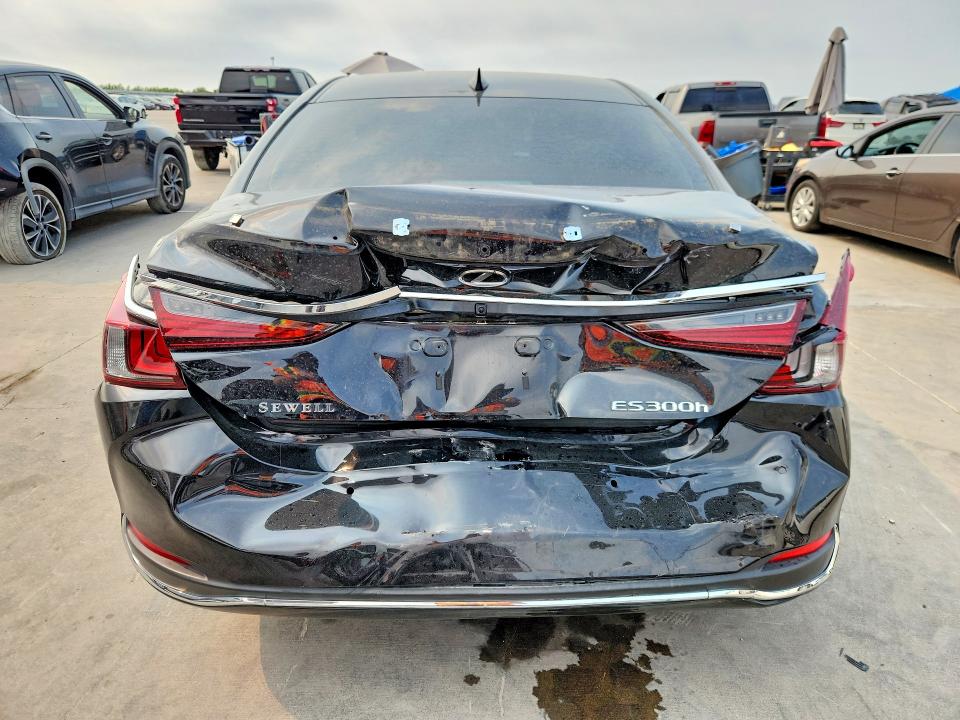 Фото 6 с аукциона – 2025 LEXUS ES 300H с VIN 58ADA1C15SU057965
