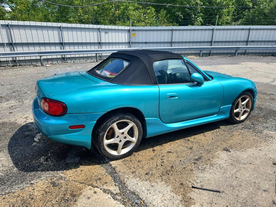 Photo 3 from auction – 2003 MAZDA MX-5 MIATA with VIN JM1NB353930301004