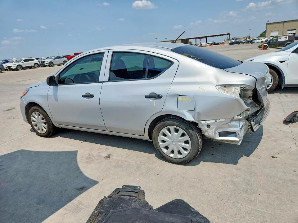 Foto 2 de la subasta – 2015 NISSAN VERSA con VIN 3N1CN7AP0FL827403