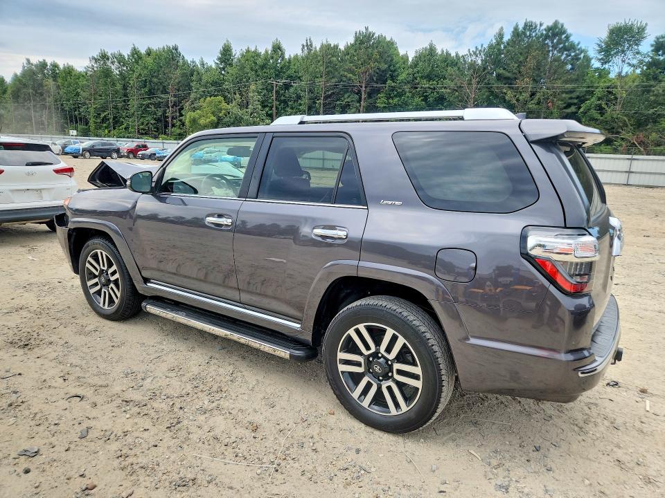 Photo 2 from auction – 2022 TOYOTA 4RUNNER with VIN JTEKU5JR2N5990758