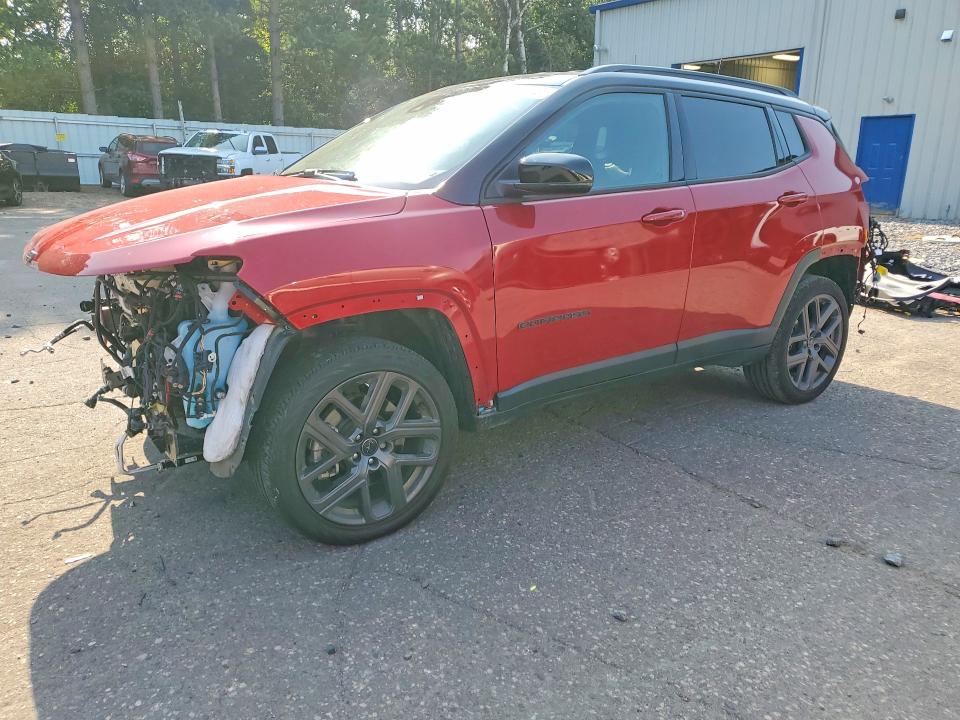 JEEP COMPASS 2026 with VIN 3C4NJDCN7TT152690 - Photo from auction