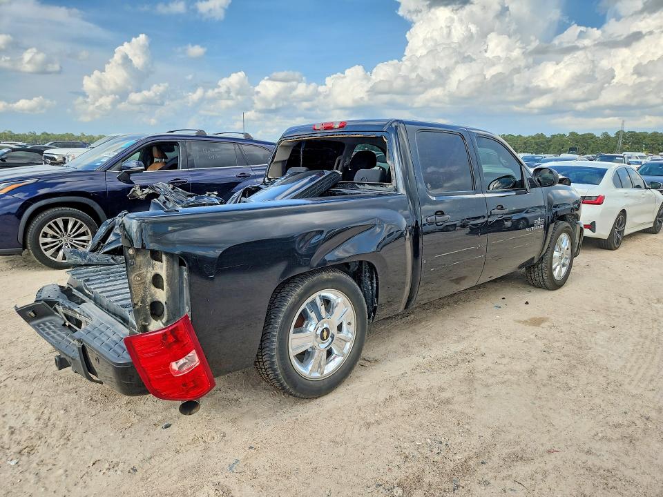 Снимка 3 от търг – 2013 CHEVROLET SILVERADO с VIN 3GCPCSE09DG362050