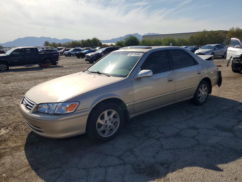TOYOTA CAMRY 2000 with VIN JT2BF28K1Y0240350 - Photo from auction