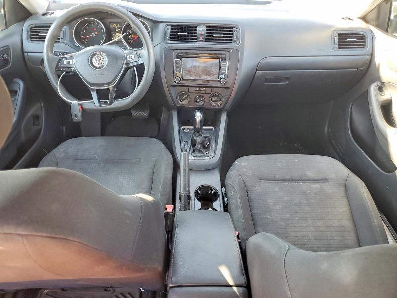 Photo 8 from auction – 2015 VOLKSWAGEN JETTA with VIN 3VW2K7AJ9FM291491