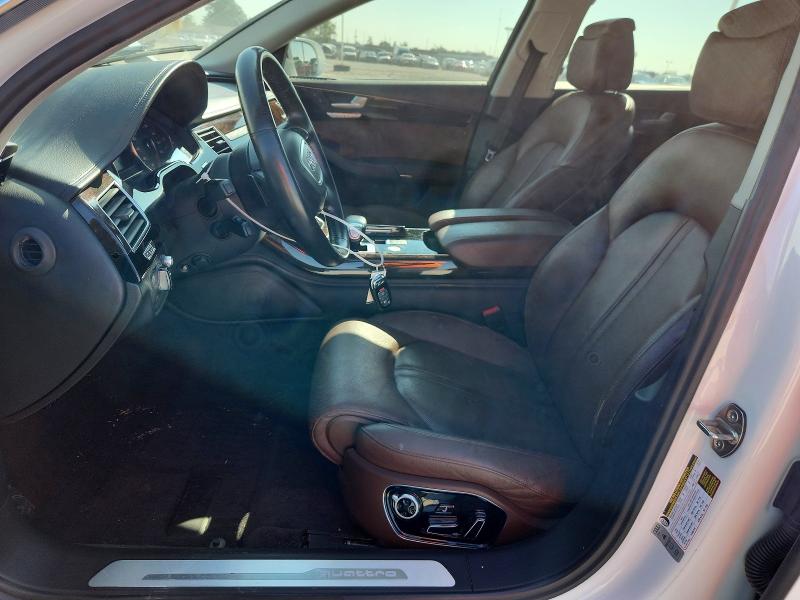 Foto 7 de la subasta – 2017 AUDI A8 con VIN WAU44AFDXHN018068