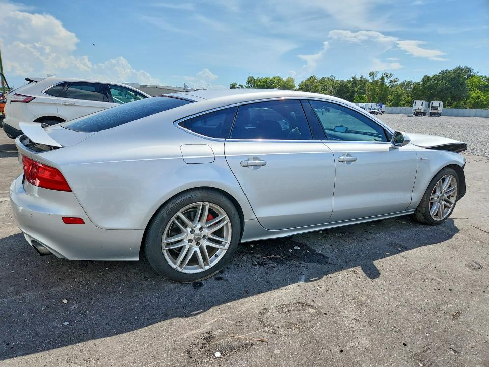 Фото 3 с аукциона – 2015 AUDI A7 с VIN WAUWGAFC9FN026165