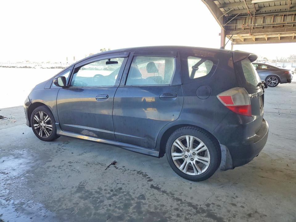 Photo 2 from auction – 2009 HONDA FIT with VIN JHMGE88489C001347