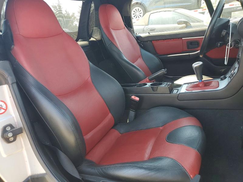 Photo 10 from auction – 2002 BMW Z3 with VIN 4USCN334X2LK52140